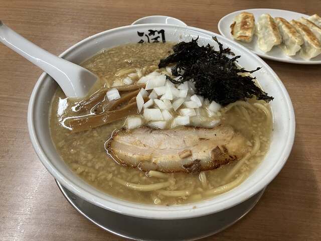 R07.06 中華そばと餃子ライス (6)_R.JPG